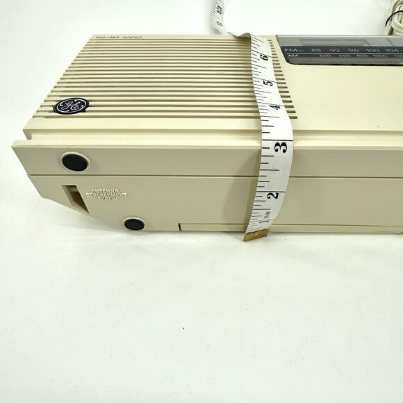 Vintage GE Kitchen Campaign AM/FM Radio With Digital Clock 7-4208B Tested - Picture 13 of 15